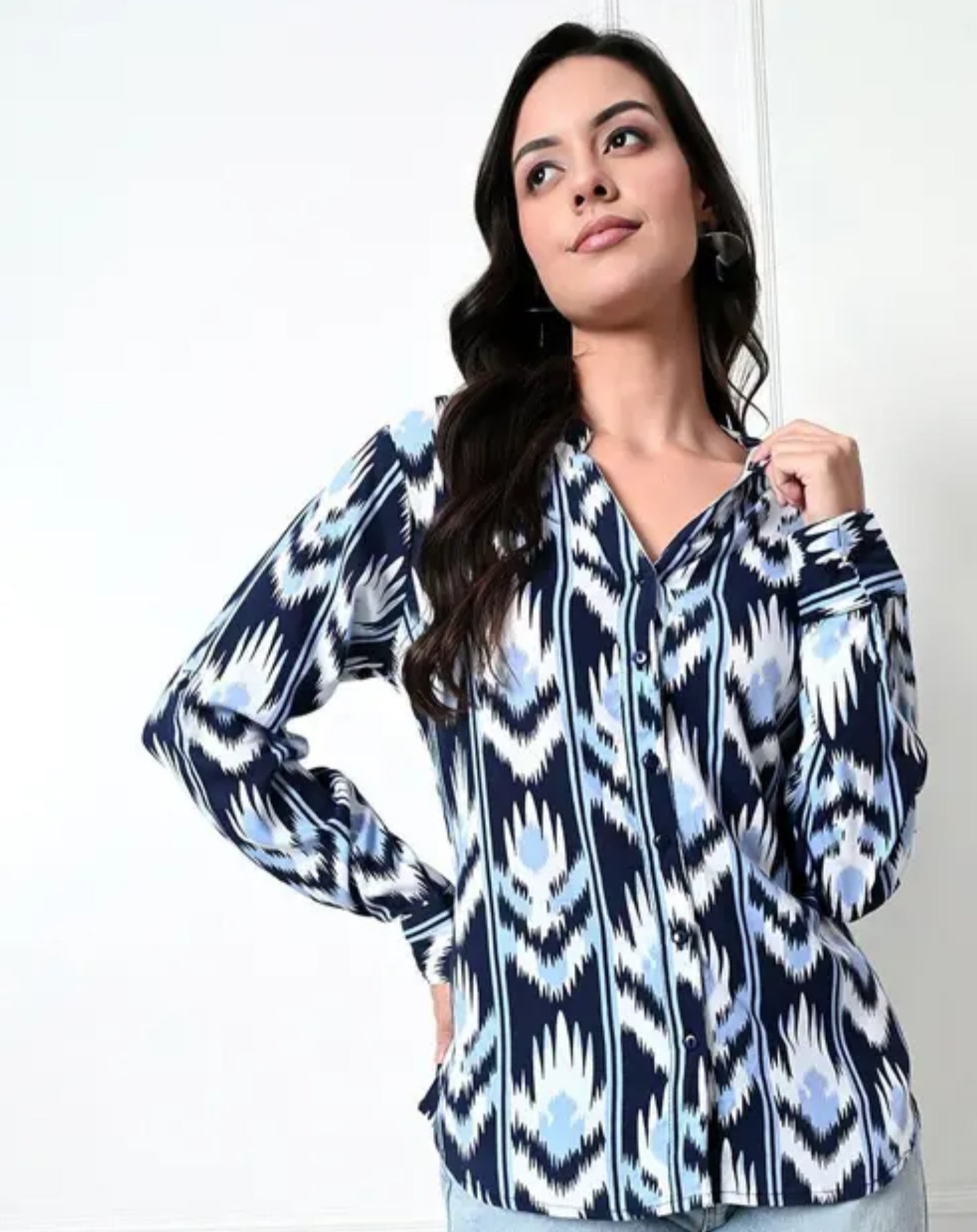 Women Relaxed Fit Fit Printed Casual Shirt