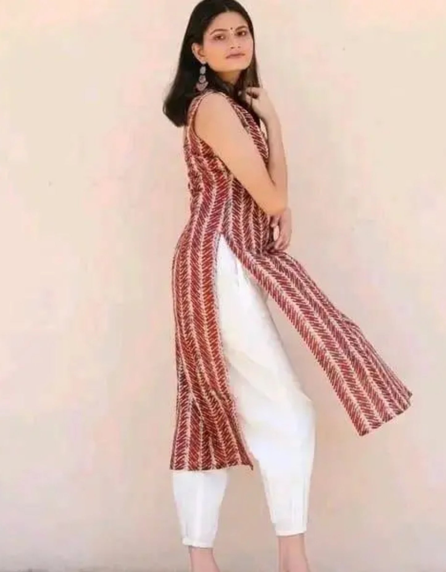 Women Rayon Printed Sleeveless kurti