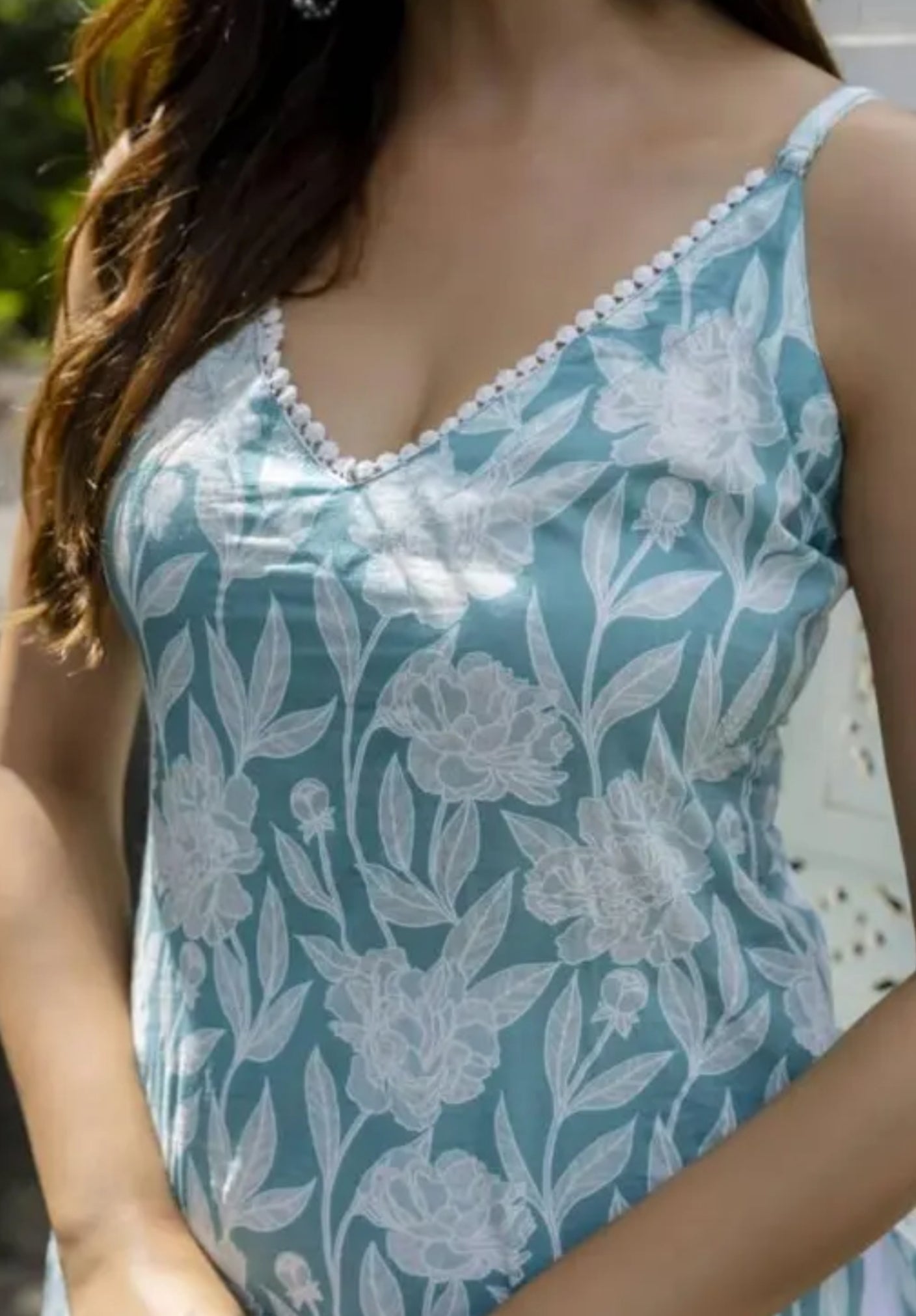 Partywear sleeveless kurti