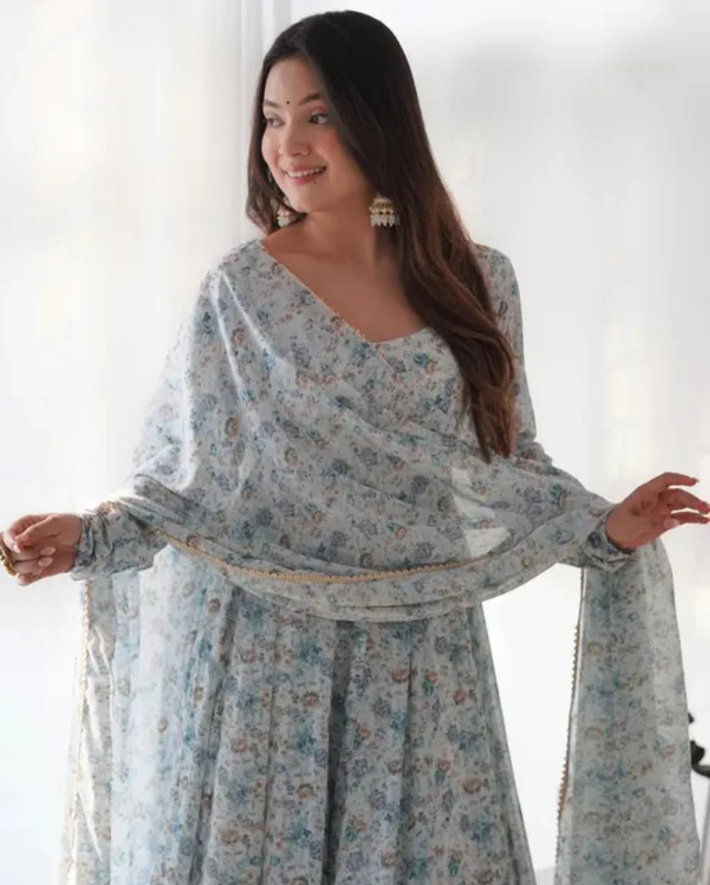 Women Georgette Kurta With Dupatta Set