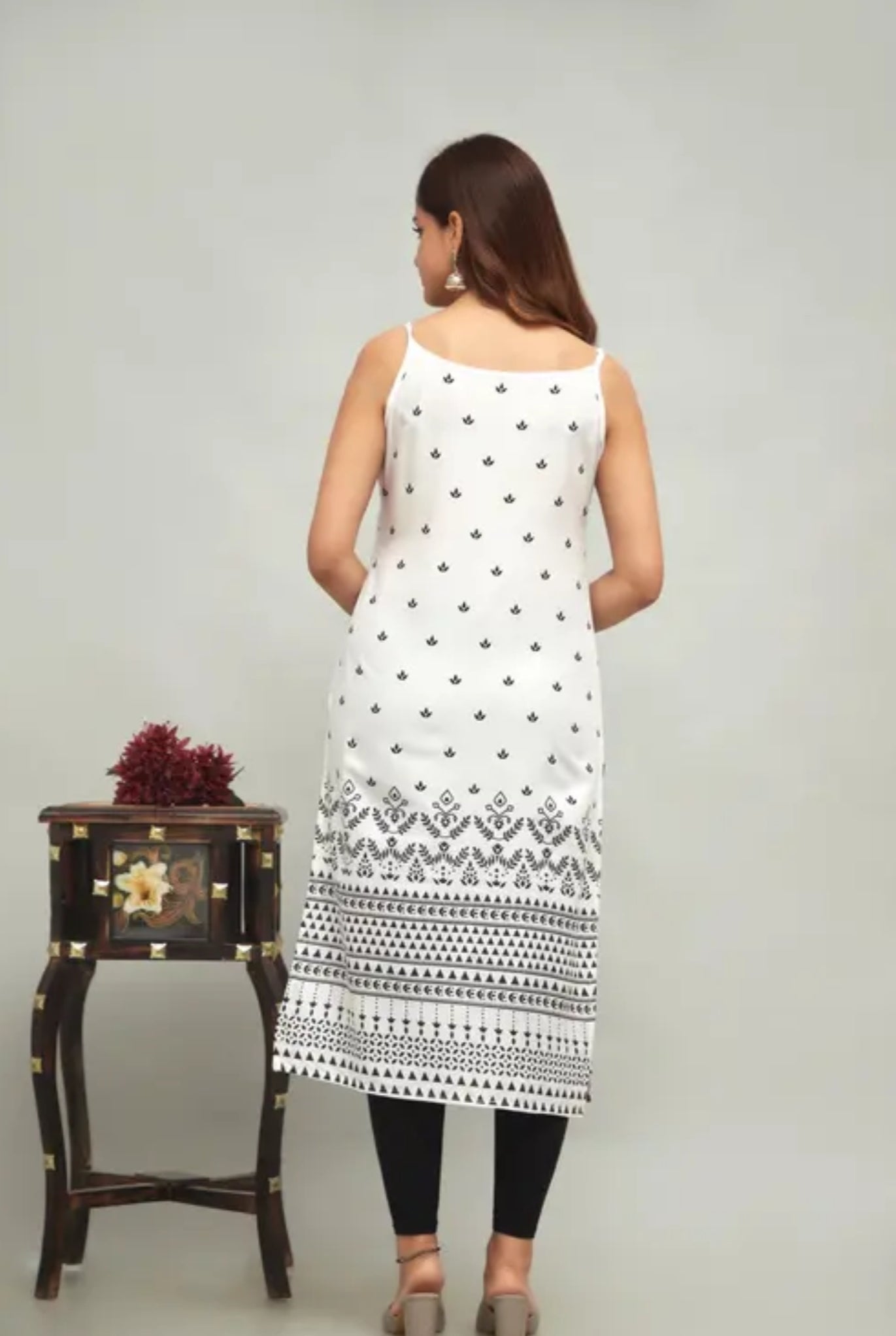 Rayon printed sleeveless kurti